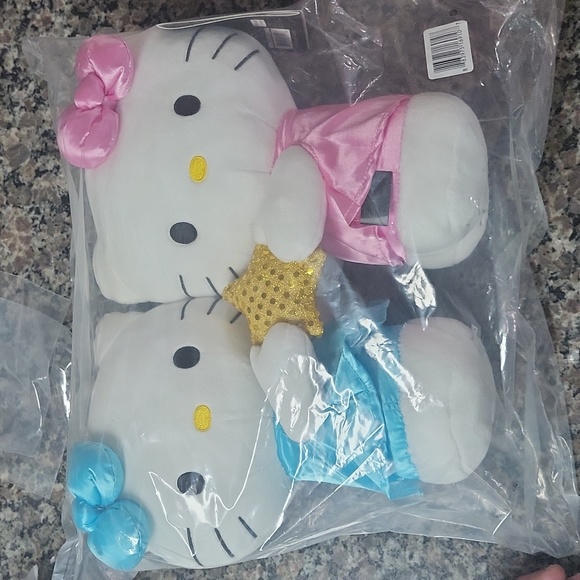 Kidrobot Toys Kidrobot X Hello Kitty 3 Inch Star Sign Premium Plush